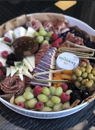 Charcuterie board for 8-10